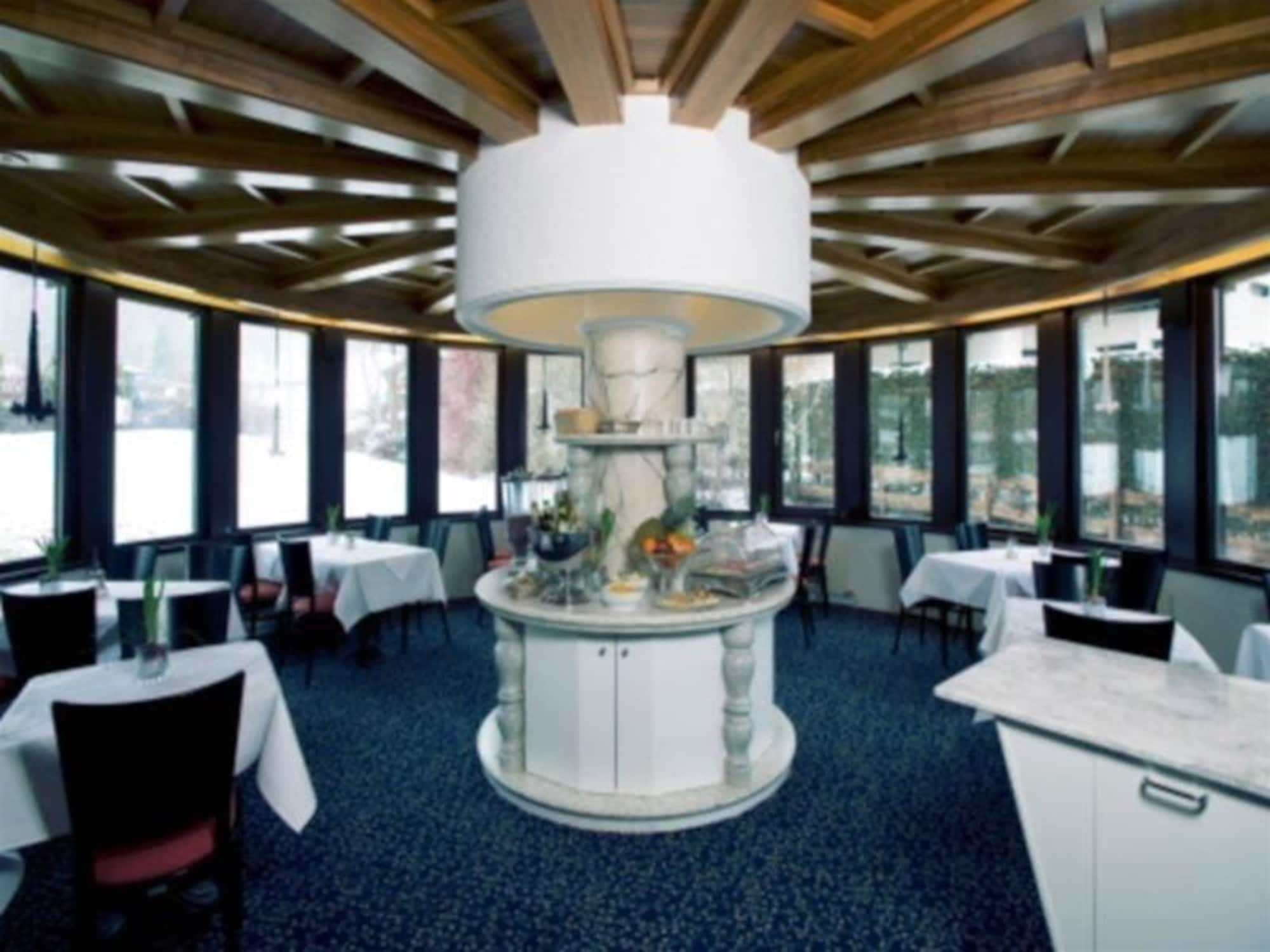 Hotel Garni Roemerhof อินส์บรุค ภายนอก รูปภาพ